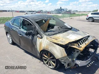 2014 Buick Verano Group z VIN 1G4PS5SK9E4155906, wystawiony jako IAAI lot #42319679 z przebiegiem Nie podano mil oraz . Historia ofert i sprzedaży dostępna na DreamBid. Obrazek 11.