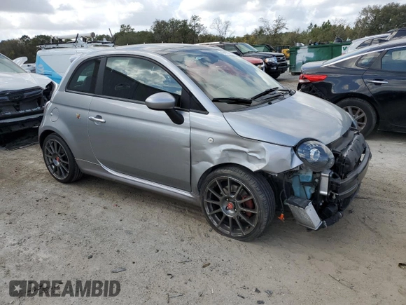 2019 FIAT 500 Abarth z VIN 3C3CFFFHXKT841264, wystawiony jako Copart lot #47410525 z przebiegiem Nie podano mil oraz Szkody całkowita. Historia ofert i sprzedaży dostępna na DreamBid. Obrazek 4.