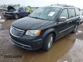 2014 Chrysler Town & Country Touring L with VIN 2C4RC1CG5ER378194, listed as a IAAI auction lot 42176454 with 178,448 mi miles and . Bid and sale history available at carsss.com. Image 17.