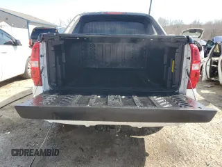 2011 Chevrolet Avalanche LT with VIN 3GNTKFE3XBG368334, listed as a Copart auction lot 46836805 with 127,269 mi miles and Salvage title. Bid and sale history available at DreamBid. Image 6.