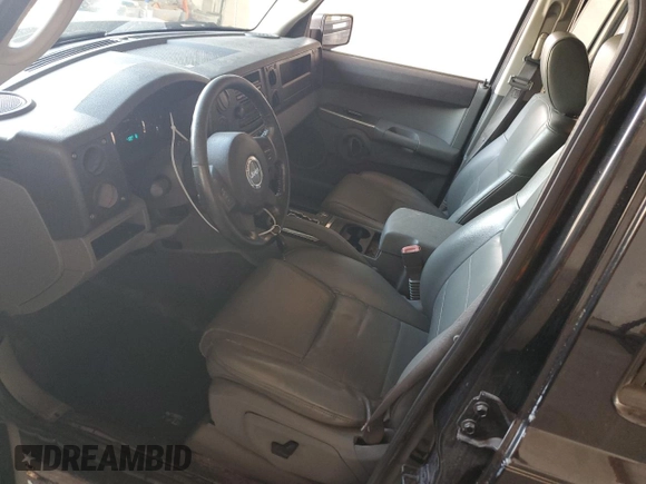 2006 Jeep Commander z VIN 1J8HG48N16C245802, wystawiony jako Copart lot #58683815 z przebiegiem 138 872 mil mil oraz Szkoda całkowita • Salvage title. Historia ofert i sprzedaży dostępna na DreamBid. Obrazek 7.
