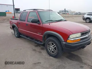 2004 Chevrolet S-10 LS with VIN 1GCDT13X34K120506, listed as a IAAI auction lot 41910965 with 179,749 mi miles and . Bid and sale history available at DreamBid. Image 1.