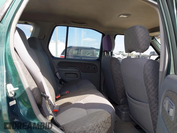 2001 Nissan Xterra XE z VIN 5N1ED28T61C526634, wystawiony jako IAAI lot #41764950 z przebiegiem 243 574 mil mil oraz . Historia ofert i sprzedaży dostępna na DreamBid. Obrazek 8.