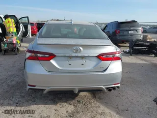 2022 Toyota Camry SE with VIN 4T1G11AK6NU056554, listed as a IAAI auction lot 41870850 with 44,891 mi miles. Bid and sale history available at carsss.com. Image 16.