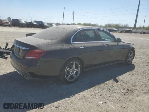 2019 Mercedes-Benz E 300 z VIN WDDZF4JB9KA522920, wystawiony jako Copart lot #50325815 z przebiegiem 73 000 mil mil oraz Szkoda całkowita • Salvage title. Historia ofert i sprzedaży dostępna na DreamBid. Obrazek 3.