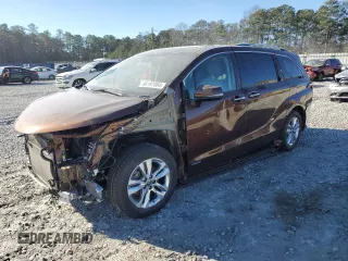 2021 Toyota Sienna Limited with VIN 5TDZSKFC2MS029694, listed as a Copart auction lot 86197064 with 27,881 mi miles and Salvage Title. Bid and sale history available at DreamBid. Image 1.