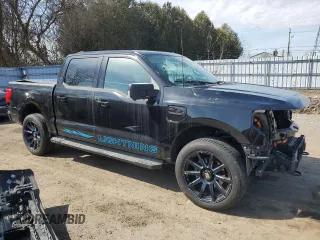 2022 Ford F-150 Lightning Pro z VIN 1FTVW1EL4NWG04796, wystawiony jako Copart lot #49850605 z przebiegiem 36 654 mil mil oraz Czysty tytuł • Clean title. Historia ofert i sprzedaży dostępna na DreamBid. Obrazek 4.