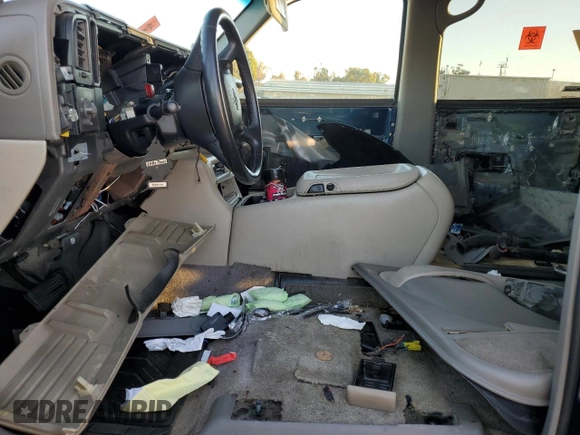 2001 Chevrolet Suburban LT with VIN 3GNEC16T51G164191, listed as a Copart auction lot 79282974 with 0 mi miles and Salvage Title. Bid and sale history available at carsss.com. Image 7.