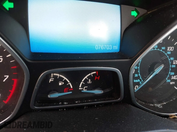 2016 Ford Escape SE z VIN 1FMCU0G90GUB57287, wystawiony jako IAAI lot #42170920 z przebiegiem 76 703 mil mil oraz . Historia ofert i sprzedaży dostępna na DreamBid. Obrazek 7.
