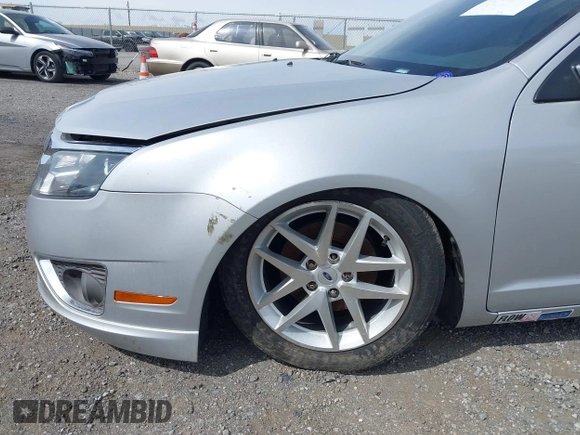 2010 Ford Fusion SEL with VIN 3FAHP0JA1AR327763, listed as a IAAI auction lot 41933656 with 90,517 mi miles. Bid and sale history available at carsss.com. Image 6.