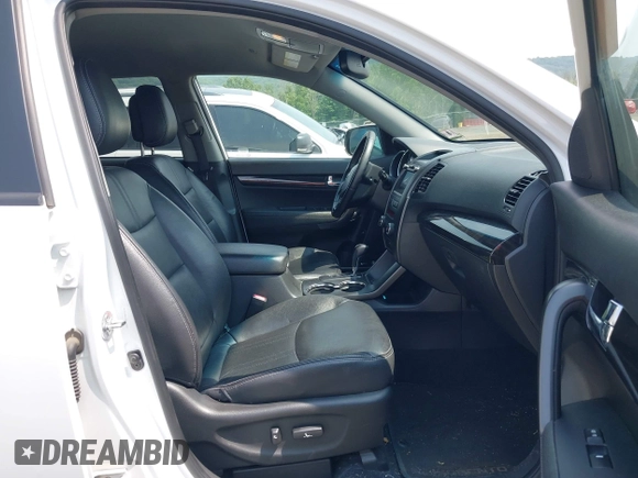 2013 Kia Sorento EX with VIN 5XYKUDA61DG384037, listed as a IAAI auction lot 42449718 with 173,688 mi miles and . Bid and sale history available at DreamBid. Image 5.
