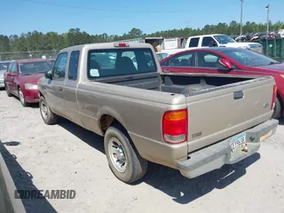 1999 Ford Ranger XL with VIN 1FTYR14X0XTA48242, listed as a IAAI auction lot 42014563 with 1 mi miles. Bid and sale history available at carsss.com. Image 3.