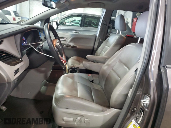2016 Toyota Sienna Limited z VIN 5TDDK3DC2GS142603, wystawiony jako Copart lot #54013855 z przebiegiem 97 000 mil mil oraz Szkoda całkowita • Salvage title. Historia ofert i sprzedaży dostępna na DreamBid. Obrazek 7.