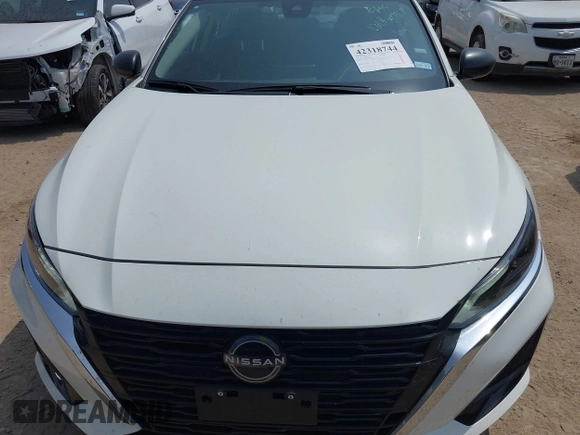 2025 Nissan Altima SV z VIN 1N4BL4DVXSN378609, wystawiony jako IAAI lot #42318744 z przebiegiem 4 751 mil mil oraz . Historia ofert i sprzedaży dostępna na DreamBid. Obrazek 12.