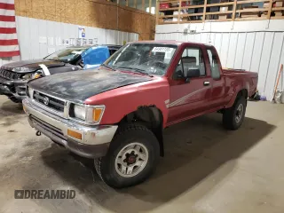 1995 Toyota Pickup with VIN JT4RN13P4S6073086, listed as a Copart auction lot 64301155 with 240,294 mi miles and Clean title. Bid and sale history available at DreamBid. Image 1.