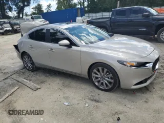 2023 Mazda 3 S Carbon Edition z VIN 3MZBPACMXPM378744, wystawiony jako Copart lot #63673265 z przebiegiem 7 641 mil mil oraz Szkoda całkowita • Salvage title. Historia ofert i sprzedaży dostępna na DreamBid. Obrazek 4.