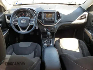 2018 Jeep Cherokee Latitude Tech Connect with VIN 1C4PJLCB2JD540034, listed as a Copart auction lot 55622855 with 71,428 mi miles and Salvage title. Bid and sale history available at DreamBid. Image 8.