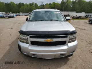 2014 Chevrolet Suburban LT z VIN 1GNSCJE00ER157634, wystawiony jako Copart lot #53271405 z przebiegiem 244 830 mil mil oraz Czysty tytuł • Clean title. Historia ofert i sprzedaży dostępna na DreamBid. Obrazek 5.