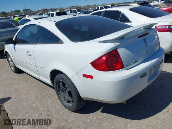 2008 Pontiac G5 with VIN 1G2AL18F887217488, listed as a IAAI auction lot 41726062 with 1 mi miles. Bid and sale history available at carsss.com. Image 3.