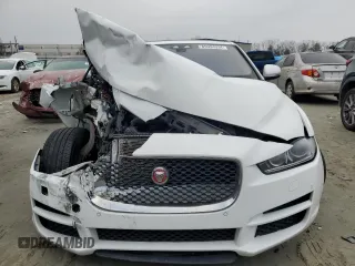 2019 Jaguar XE 25t Premium with VIN SAJAD4FX2KCP54489, listed as a Copart auction lot 85994934 with 79,018 mi miles and Salvage Title. Bid and sale history available at carsss.com. Image 5.