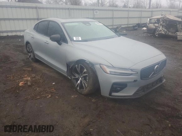 2024 Volvo S60 Core Dark Theme with VIN 7JRL12TK0RG282777, listed as a Copart auction lot 49645725 with 35,027 mi miles and Salvage title. Bid and sale history available at DreamBid. Image 4.