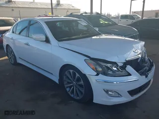 2014 Hyundai Genesis 5.0L R-Spec with VIN KMHGC4DH6EU264607, listed as a IAAI auction lot 40870852 with 175,404 mi miles. Bid and sale history available at carsss.com. Image 1.