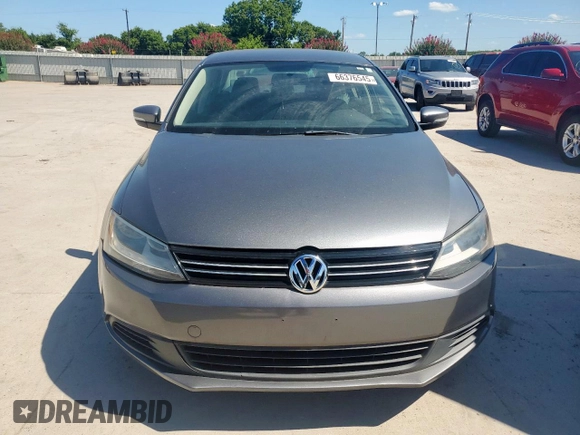 2012 Volkswagen Jetta SE with VIN 3VWDP7AJXCM114339, listed as a Copart auction lot 66376545 with 114,663 mi miles and Clean title. Bid and sale history available at DreamBid. Image 5.