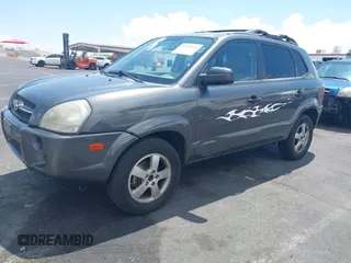 2008 Hyundai Tucson GLS with VIN KM8JM12B48U898373, listed as a IAAI auction lot 42212532 with 139,491 mi miles and . Bid and sale history available at DreamBid. Image 6.