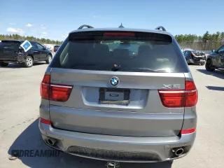 2012 BMW X5 35d z VIN 5UXZW0C58C0B88267, wystawiony jako Copart lot #54160615 z przebiegiem Nie podano mil oraz Szkoda całkowita • Salvage title. Historia ofert i sprzedaży dostępna na DreamBid. Obrazek 6.