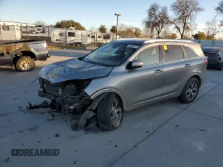 2017 Kia Sorento SXL z VIN 5XYPK4A50HG220268, wystawiony jako Copart lot #88554925 z przebiegiem 122 230 mil mil oraz Szkoda całkowita • Salvage title. Historia ofert i sprzedaży dostępna na DreamBid. Obrazek 1.