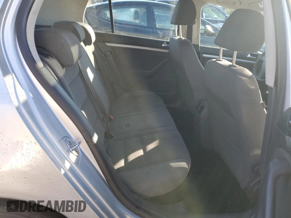 2008 Volkswagen Rabbit S with VIN WVWDA71K28W122200, listed as a Copart auction lot 83636344 with 126,397 mi miles and Salvage title. Bid and sale history available at DreamBid. Image 10.