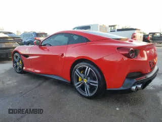 2019 Ferrari Portofino z VIN ZFF89FPA0K0242592, wystawiony jako Copart lot #74249014 z przebiegiem Nie podano mil oraz Nie do naprawy. Historia ofert i sprzedaży dostępna na DreamBid. Obrazek 2.