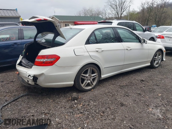 2011 Mercedes-Benz E 350 Luxury with VIN WDDHF8HB8BA360948, listed as a IAAI auction lot 42028048 with 131,659 mi miles and . Bid and sale history available at DreamBid. Image 4.