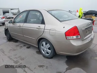 2007 Kia Spectra EX z VIN KNAFE121775404494, wystawiony jako IAAI lot #42140090 z przebiegiem 177 994 mil mil oraz . Historia ofert i sprzedaży dostępna na DreamBid. Obrazek 3.