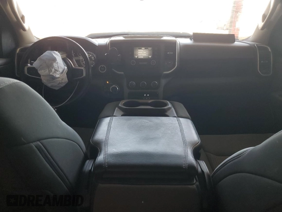 2020 Ram 1500 Big Horn z VIN 1C6RRFFG2LN284427, wystawiony jako Copart lot #53956915 z przebiegiem 83 578 mil mil oraz Szkoda całkowita • Salvage title. Historia ofert i sprzedaży dostępna na DreamBid. Obrazek 8.