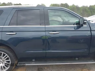 2024 Ford Expedition Limited с VIN 1FMJU2A88REA63948, выставлен на аукционе IAAI как лот 42208943 с пробегом Не указан миль и . История ставок и продаж доступна на DreamBid. Изображение 12.