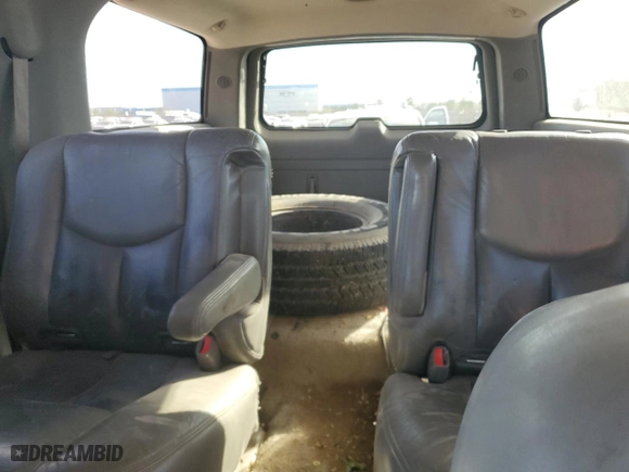 2003 GMC Yukon XL Denali with VIN 1GKFK66U53J298968, listed as a Copart auction lot 88138755 with 209,329 mi miles and Salvage Title. Bid and sale history available at carsss.com. Image 10.
