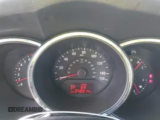 2013 Kia Sorento LX z VIN 5XYKT3A67DG348527, wystawiony jako IAAI lot #41877162 z przebiegiem 348 914 mil mil oraz . Historia ofert i sprzedaży dostępna na DreamBid. Obrazek 7.