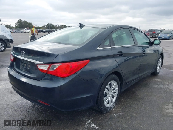 2011 Hyundai Sonata GLS PZEV with VIN 5NPEB4AC9BH229671, listed as a IAAI auction lot 41379055 with 177,319 mi miles. Bid and sale history available at carsss.com. Image 4.