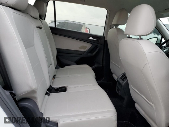 2018 Volkswagen Tiguan SEL с VIN 3VV3B7AX2JM039250, выставлен на аукционе Copart как лот 50846865 с пробегом 78 182 миль миль и Чистый • Clean title. История ставок и продаж доступна на DreamBid. Изображение 10.