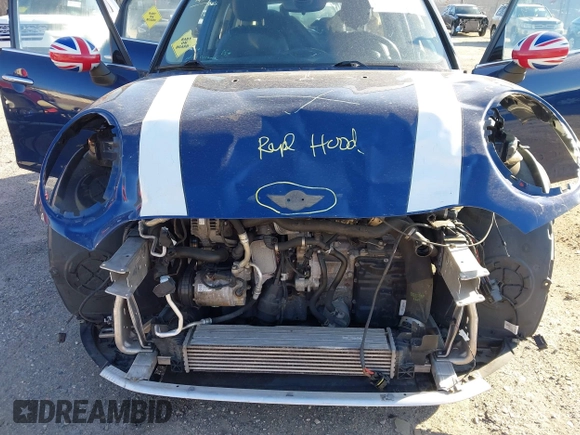 2016 MINI Hardtop 4 Door z VIN WMWXU1C54G2D09582, wystawiony jako IAAI lot #41754947 z przebiegiem 113 405 mil mil oraz . Historia ofert i sprzedaży dostępna na DreamBid. Obrazek 6.