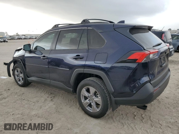 2025 Toyota RAV4 XLE with VIN 2T3W1RFVXSW368361, listed as a Copart auction lot 51331995 with 900 mi miles and Salvage Title. Bid and sale history available at carsss.com. Image 2.