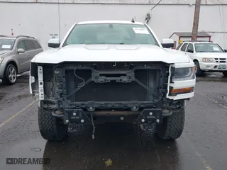2018 Chevrolet Silverado 1500 LTZ with VIN 1GCVKSEC9JZ280352, listed as a IAAI auction lot 41724814 with 30,359 mi miles. Bid and sale history available at carsss.com. Image 12.