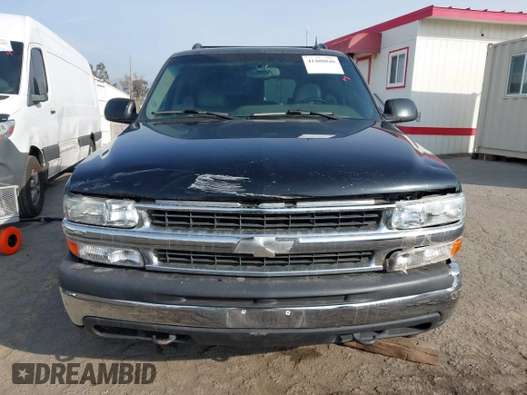 2004 Chevrolet Suburban LT z VIN 3GNFK16T44G206586, wystawiony jako IAAI lot #41480840 z przebiegiem Nie podano mil oraz . Historia ofert i sprzedaży dostępna na DreamBid. Obrazek 11.