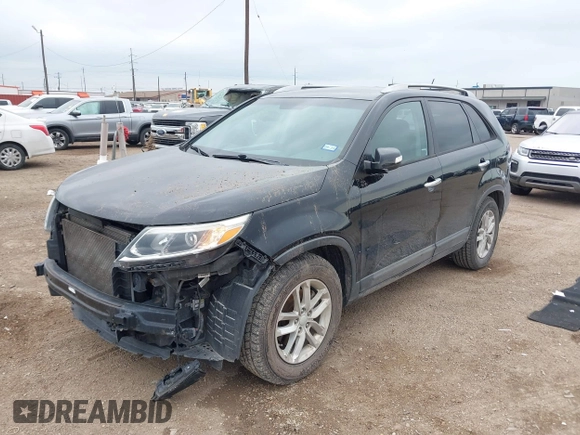 2014 Kia Sorento LX with VIN 5XYKT3A64EG483756, listed as a IAAI auction lot 41472374 with 118,660 mi miles. Bid and sale history available at carsss.com. Image 2.