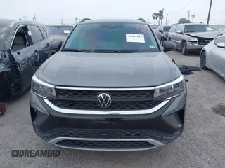 2024 Volkswagen Taos S с VIN 3VV5X7B26RM078934, выставлен на аукционе IAAI как лот 41802423 с пробегом 12 233 миль миль и . История ставок и продаж доступна на DreamBid. Изображение 13.