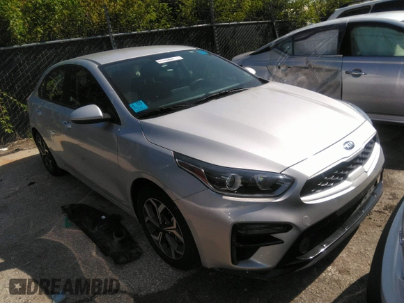2021 Kia Forte LXS with VIN 3KPF24AD0ME318341, listed as a IAAI auction lot 37289270 with 73,560 mi miles. Bid and sale history available at carsss.com. Image 1.