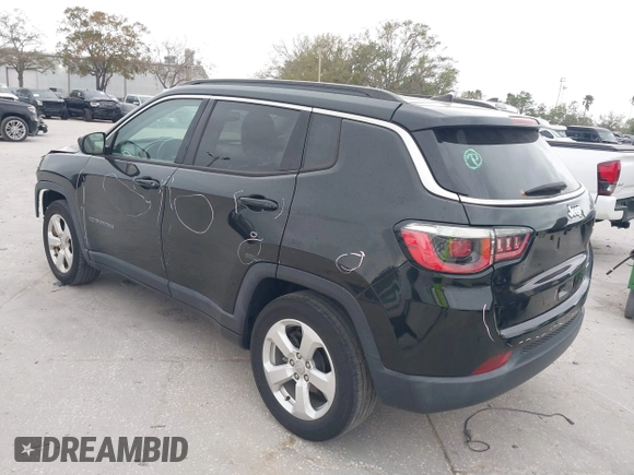 2019 Jeep Compass Altitude z VIN 3C4NJCBB2KT815146, wystawiony jako IAAI lot #41728255 z przebiegiem 50 852 mil mil oraz . Historia ofert i sprzedaży dostępna na DreamBid. Obrazek 3.
