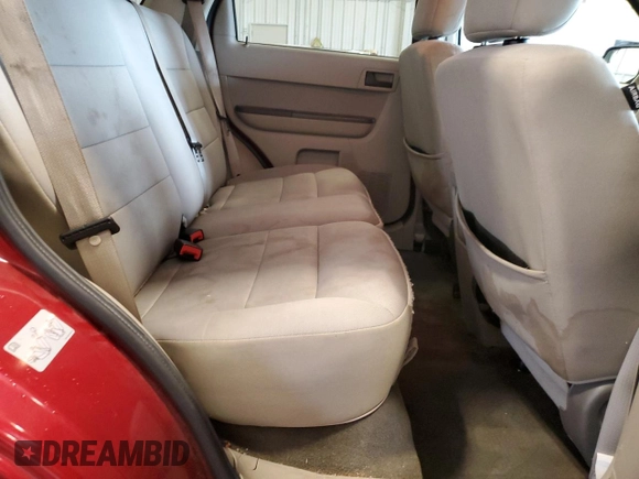 2012 Ford Escape XLT с VIN 1FMCU9DG9CKB18663, выставлен на аукционе Copart как лот 64014875 с пробегом 136 181 миль миль и На запчасти • Non repairable. История ставок и продаж доступна на DreamBid. Изображение 11.