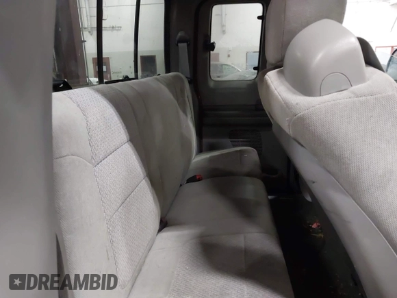 2003 Ford Super Duty F-250 XL with VIN 1FTNX21P73EC21871, listed as a IAAI auction lot 41280545 with 1 mi miles. Bid and sale history available at carsss.com. Image 8.